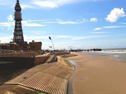 The Corner Hotel Blackpool Exterior foto